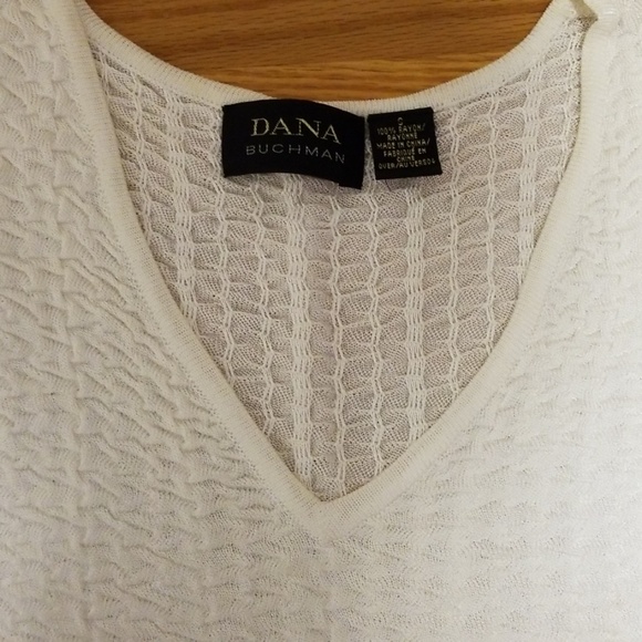 Top - Picture 4 of 8